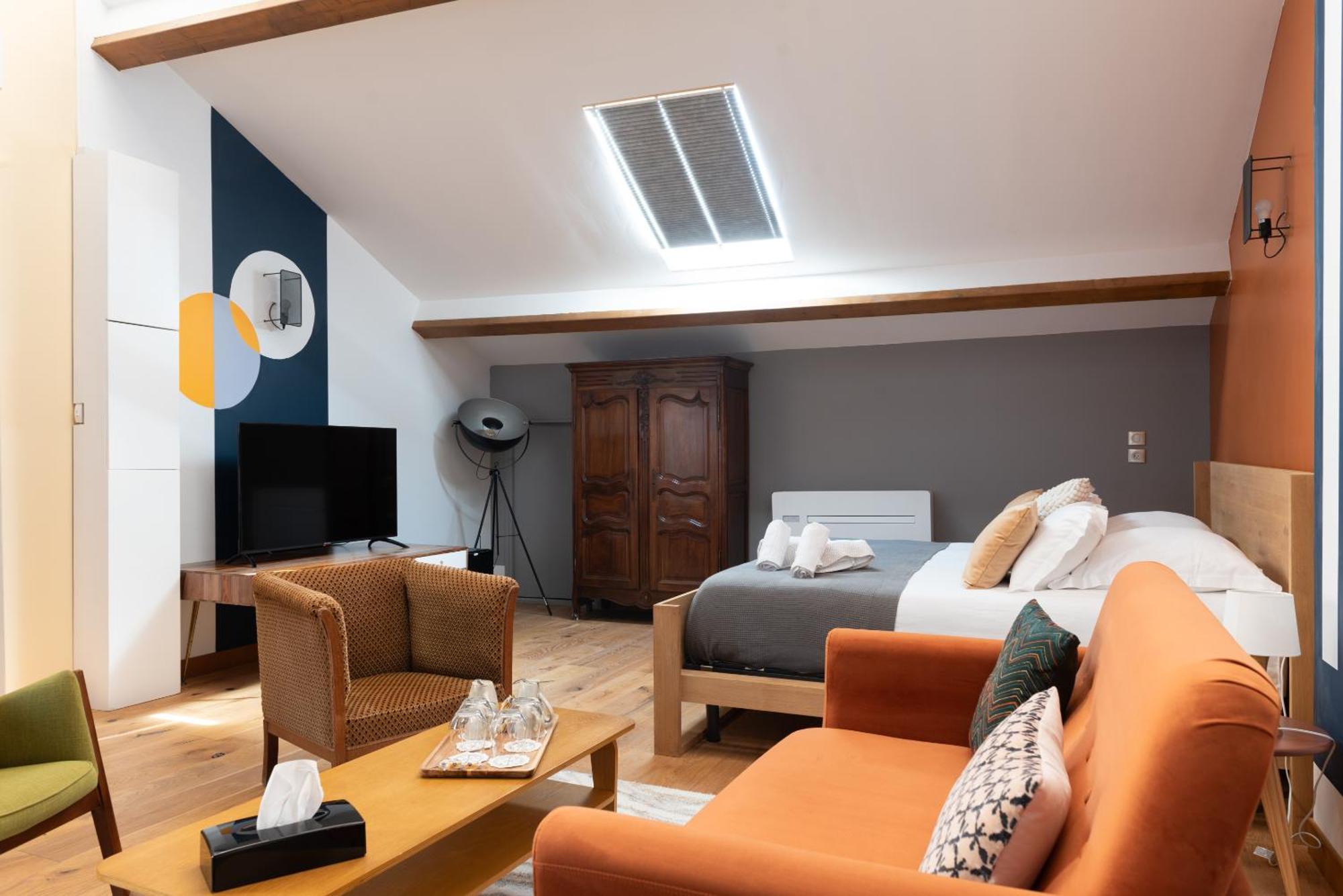 La Maison D'En Bas Des Seigneurs 쿠쿠론 객실 사진