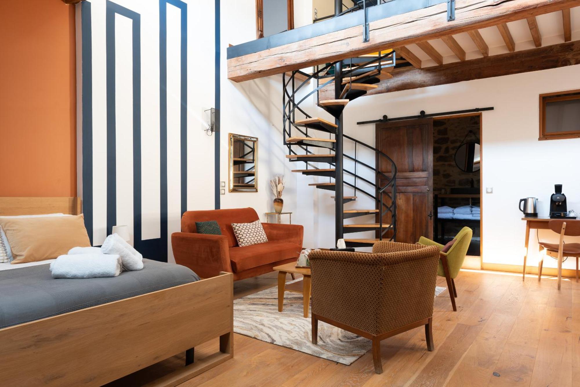 La Maison D'En Bas Des Seigneurs 쿠쿠론 객실 사진